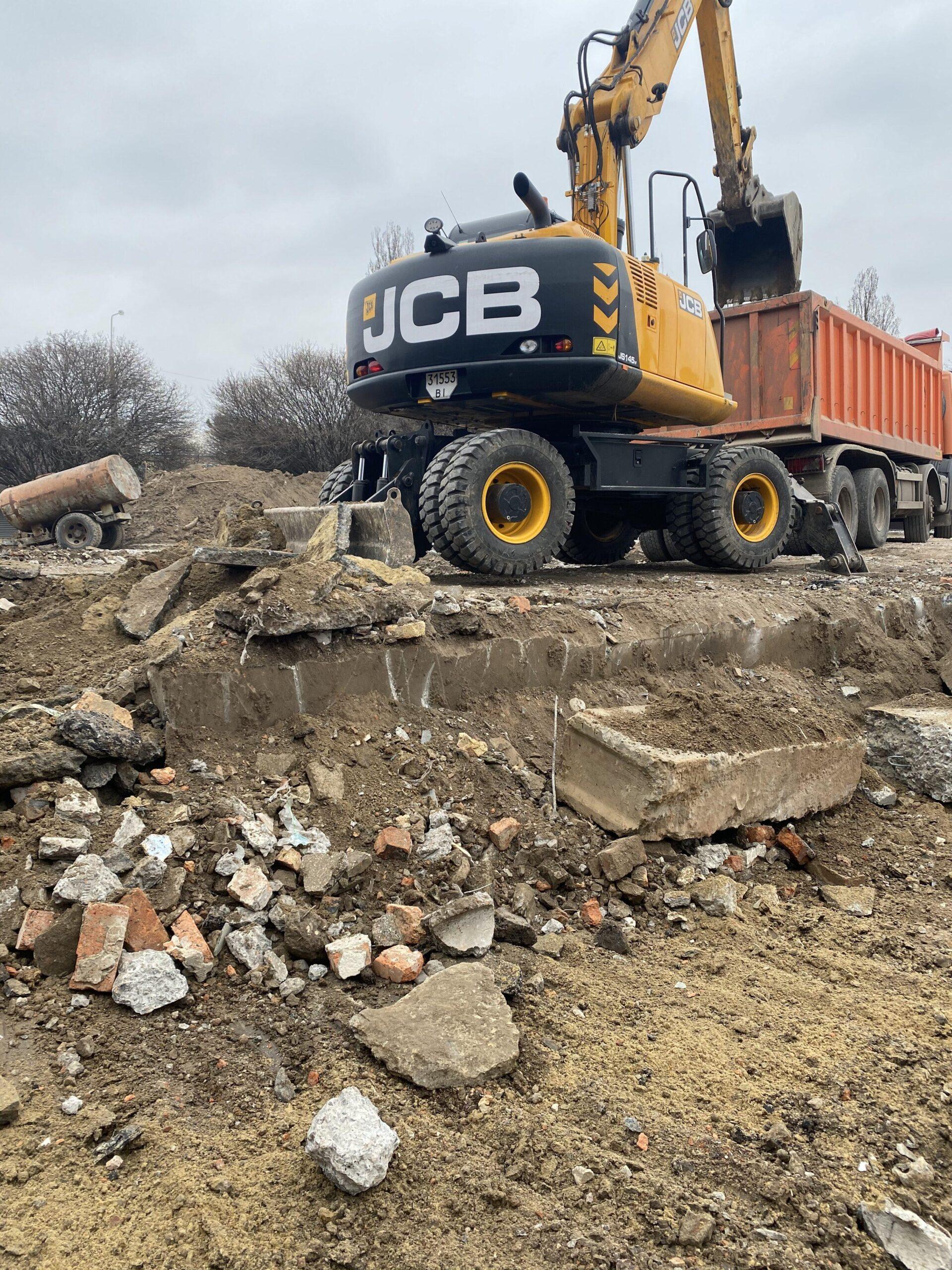 JCB JS 145W JCB JS 145W