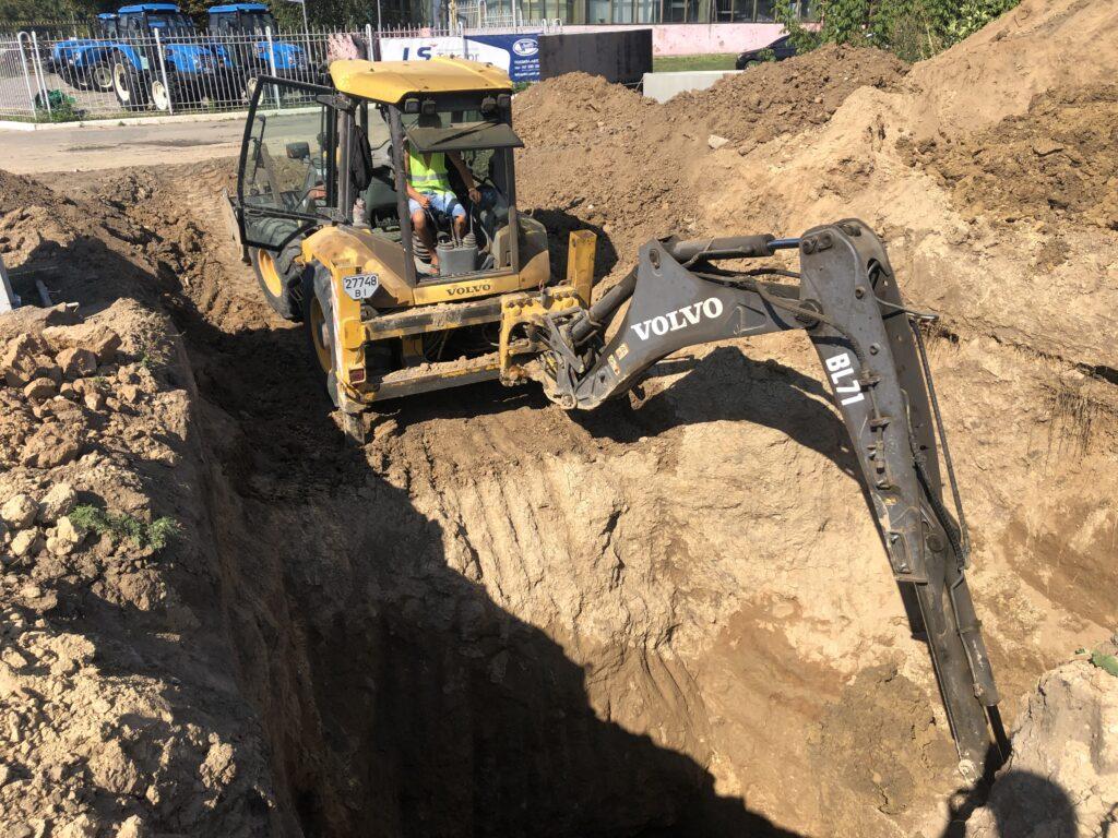 Екскаватор Вольво