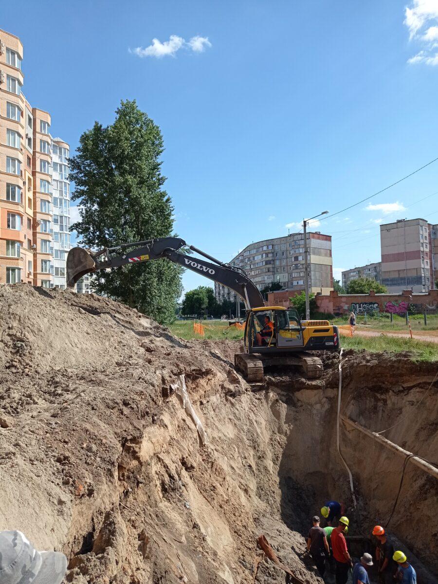 Поворотний гусеничний Поворотний гусеничний