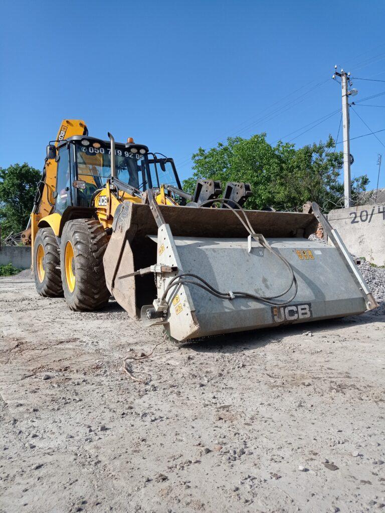 Бункерна щітка