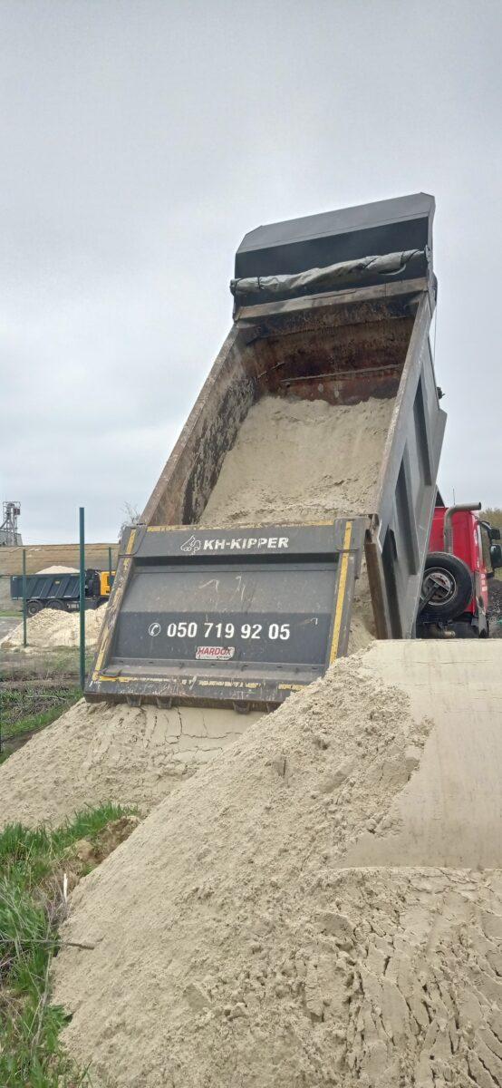 Доставка піску